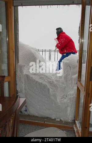 Immagine della storica nevicata del 2012 nel Montefeltro Stockfoto