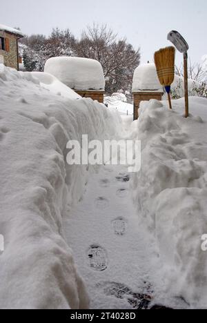 Immagine della storica nevicata del 2012 nel Montefeltro Stockfoto