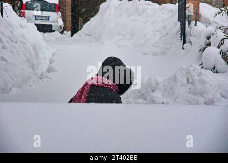 Immagine della storica nevicata del 2012 nel Montefeltro Stockfoto