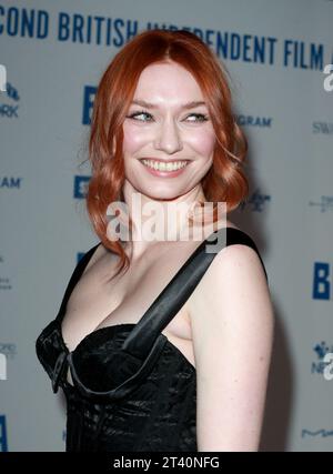 London, Großbritannien. Dezember 2019. Eleanor Tomlinson nimmt an den British Independent Film Awards 2019 im Londoner Old Billingsgate Teil. (Foto: Fred Duval/SOPA Images/SIPA USA) Credit: SIPA USA/Alamy Live News Stockfoto