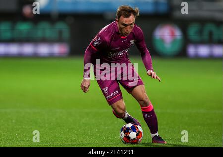 Den Haag, Niederlande. Oktober 2023. DEN HAAG, NIEDERLANDE - 27. OKTOBER: Martijn Berden vom VVV Venlo im Spiel der niederländischen Keuken Kampioen Divisie zwischen ADO den Haag und VVV Venlo im Bingoal Stadion am 27. Oktober 2023 in den Haag, Niederlande. (Foto von Hans van der Valk/Orange Pictures) Credit: Orange Pics BV/Alamy Live News Stockfoto