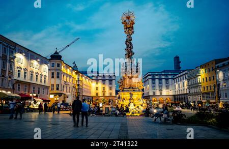 Linz, Österreich - 22. September 2018: Zentraler Platz der Eveniny-Dreifaltigkeitssäule Stockfoto