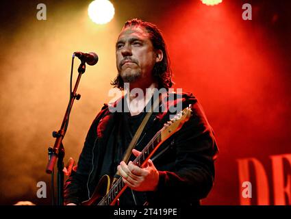 Bexhill, Großbritannien. Oktober 2023. Samantha Fish mit Jesse Dayton während ihrer UK-Tour mit Songs ihres neuesten Albums Death Wish Blues im de La Warr Pavillion. Quelle: LFP/Alamy Live News Stockfoto