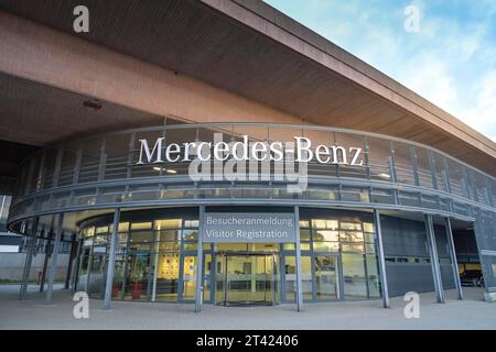 Firmenzentrale, Mercedes-Benz Hauptwerk, Untertuerkheim, Stuttgart, Baden-Württemberg, Deutschland Stockfoto