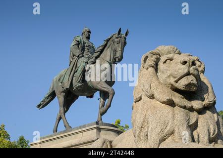 Reiterstatue von Kaiser Wilhelm I., Karlsplatz, Stuttgart, Baden-Württemberg, Deutschland Stockfoto