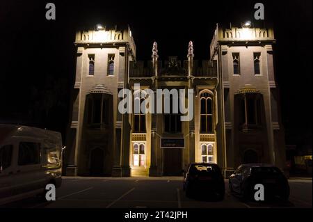 Sessions House beleuchtet bei Nacht in Boston Lincolnshire Stockfoto