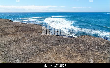 Blick auf den Atlantik vom Leuchtturm Punta Jandia (Faro de la Lola) - Fuerteventura, Kanarische Inseln, Spanien, Atlantik, Europa. 21.09.2023 Stockfoto