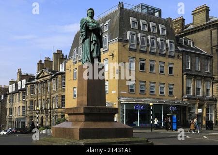 Die Thomas Chalmers Statue, George Street, Edinburgh City, Schottland, Großbritannien Stockfoto