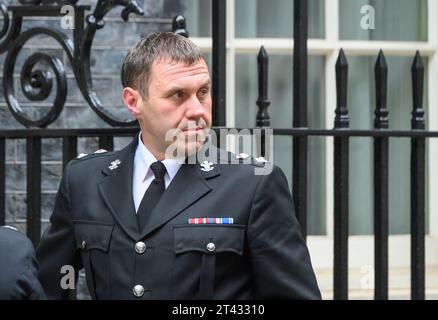 Alex Goss - Chief Superintendent, North Wales Police / Heddlu Gogledd Cymru - Ankunft in Downing Street 23. Oktober 2023 zu einem Treffen mit Chris Ph Stockfoto