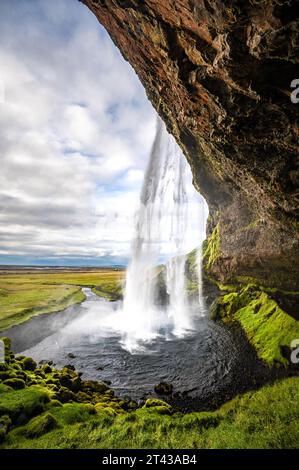 Der berühmte Wasserfall Seljalandsfoss im Süden Islands Stockfoto