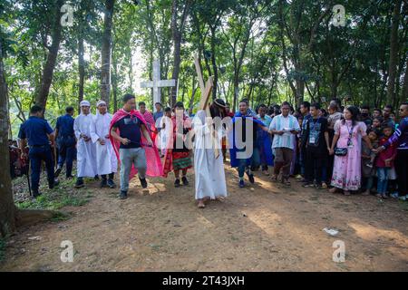 BANGLADESCH Fatima Rani Pilgerfahrt fand in St. Leo’s Church in der Diözese Mymensingh im nordöstlichen Sherpur-Distrikt Bangladeschs am 27. Oktober. Stockfoto