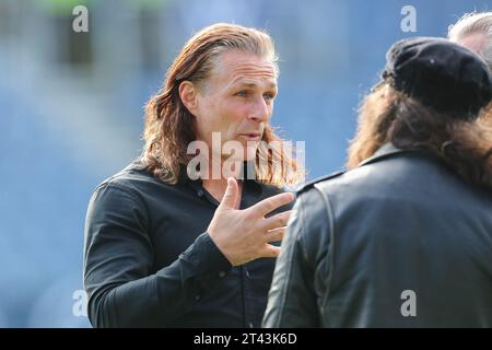 Gareth Ainsworth, Manager der Queens Park Rangers, ist am 28. Oktober 2023 im MATRADE Loftus Road Stadium, London, Großbritannien, im Vorfeld des SKY Bet EFL Championship-Spiels der Queens Park Rangers vs. Leicester City Stockfoto