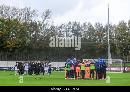 Tubize, Belgien. Oktober 2023. Die Spielerin wurde nach einem Frauenfußballspiel zwischen den Nationalmannschaften der Niederlande und Belgiens in der U19-Qualifikationsrunde der UEFA-Frauen am zweiten Spieltag in der Gruppe A6 am Samstag, den 28. Oktober 2023, in Tubize, Belgien, dargestellt. Quelle: Sportpix/Alamy Live News Stockfoto