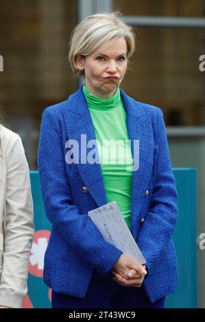 Andrea Kathrin Loewig beim Fanfest 25 Jahre in aller Freundschaft in der Medienstadt Leipzig. Leipzig, 28.10.2023 *** Andrea Kathrin Loewig beim Fanfestival 25 Jahre in aller Freundschaft in der Media City Leipzig Leipzig, 28 10 2023 Foto:XR.xStoffelsx/xFuturexImagex iaf 3049 Credit: Imago/Alamy Live News Stockfoto