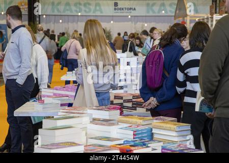 Kortrijk, Belgien. Oktober 2023. Die Abbildung zeigt die Buchmesse Boektopia in Kortrijk am Samstag, den 28. Oktober 2023. BELGA FOTO NICOLAS MAETERLINCK Credit: Belga News Agency/Alamy Live News Stockfoto