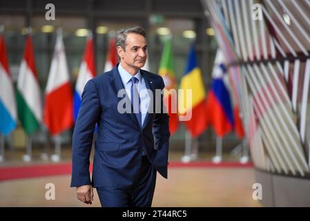 Griechenlands Premierminister Kyriakos Mitsotakis trifft am Donnerstag, 26. Oktober 2023, zum EU-Gipfel auf dem Europäischen Rat in Brüssel ein (Foto: Harry Nako Stockfoto