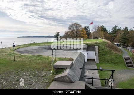 Senken Sie die Batterie an der Fort Rodd Hill & Fisgard Lighthouse National Historic Site in Victoria, British Columbia, Kanada Stockfoto