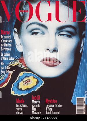 Cover der Vogue Paris Ludmila Isaeva auf dem Cover der Vogue Paris November 1990, Foto von Christian Moser Stockfoto