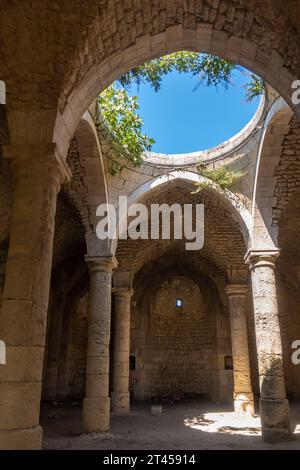 Batıayaz Armenische Apostolische Kirche Hatay Türkei. Der Bau begann in den 1910er Jahren und wurde nie beendet Stockfoto