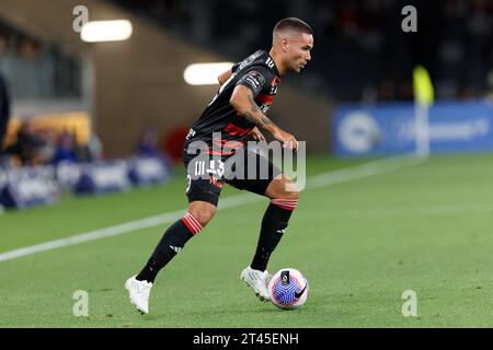 Sydney, Australien. Oktober 2023. Tate Russell von den Wanderers kontrolliert den Ball während der A-League Men RD2 zwischen den Wanderers und Western United am 28. Oktober 2023 im CommBank Stadium in Sydney, Australien Credit: IOIO IMAGES/Alamy Live News Stockfoto