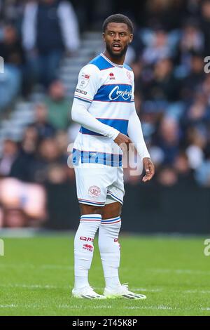 London, Großbritannien. Oktober 2023. Kenneth Paal (22), Verteidiger der Queens Park Rangers gegen Leicester City, am 28. Oktober 2023 im MATRADE Loftus Road Stadium, London, Vereinigtes Königreich Credit: Every Second Media/Alamy Live News Stockfoto