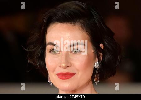 Rom, Italien. Oktober 2023. Maimie McCoy besucht den roten Teppich des Films „The Performance“ beim Rome Film fest 2023 im Auditorium Parco della Musica. Quelle: SOPA Images Limited/Alamy Live News Stockfoto