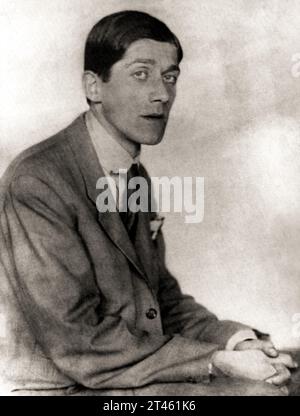 1919 , ÖSTERREICH : der gefeierte österreichische EXPRESSIONIST Maler, Dichter und Dramatiker OSKAR KOKOSCHKA ( 1886–1980 ). Porträt des deutschen Fotografen Hugo Erfurth ( 1874 - 1948 ) . - GESCHICHTE - FOTO STORICHE - ESPRESSIONISMO - ESPRESSIONISTA - EXPRESSIONISMUS - KUNST - ARTE - PITTURA - Malerei - PITTORE - Künstler - artista - Porträt - ritratto - Kragen - Colletto - DRAMMATURGO - TEATRO - THEATER - POESIE - POETA -- - ARCHIVIO GBB Stockfoto