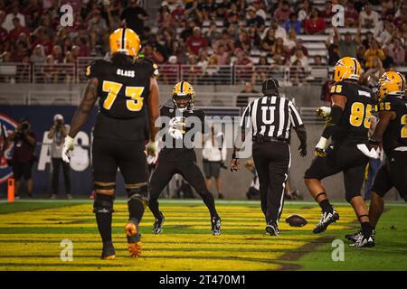 Der Arizona State Sun Devils Wide Receiver Elijhah Badger (2) erzielt im dritten Quartal eines NCAA College Football Spiels gegen die Waschung einen Touchdown Stockfoto