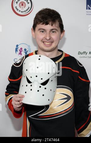 Los Angeles, USA. Oktober 2023. Schauspieler Micah Stumbaugh nimmt an der 2. Jährlichen All-Ghouls-Gala-Fundraiser für Autism Care Today im Woodland Hills Country Club, Los Angeles, CA, 28. Oktober 2023 Teil Credit: Eugene Powers/Alamy Live News Stockfoto