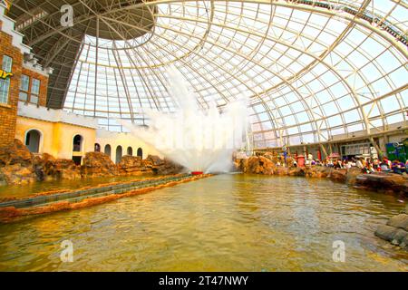 TIANJIN - 17. MAI: Indoor-Landschaftsarchitektur, Happy Valley, am 17. Mai 2014, Tianjin, China. Stockfoto