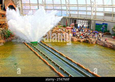 TIANJIN - 17. MAI: Indoor-Landschaftsarchitektur, Happy Valley, am 17. Mai 2014, Tianjin, China. Stockfoto