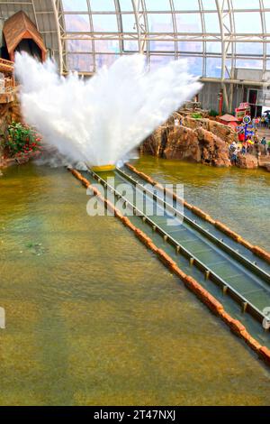 TIANJIN - 17. MAI: Indoor-Landschaftsarchitektur, Happy Valley, am 17. Mai 2014, Tianjin, China. Stockfoto