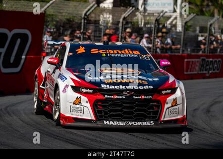 Gold Coast, Australien. 29. Oktober 2023. Andre Heimgartner von Brad Jones Racing wurde beim 26. Rennen beim Boost Mobile Gold Goast 500 zum Repco Corner. Quelle: James Forrester/Alamy Live News Stockfoto