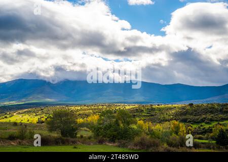 Herbstlandschaft. Cerezo de Arriba, Provinz Segovia, Castilla Leon, Spanien. Stockfoto