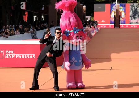 Stash besucht den roten Teppich für „Trolls 3“ während des 18. Rom Film Festivals im Auditorium Parco Della Musica in Rom. Stockfoto