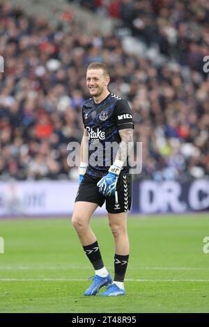 London, Großbritannien. Oktober 2023. Jordan Pickford of Everton während des Premier League-Spiels zwischen West Ham United und Everton im London Stadium, Queen Elizabeth Olympic Park, London, England am 29. Oktober 2023. Foto von Josh Smith. Nur redaktionelle Verwendung, Lizenz für kommerzielle Nutzung erforderlich. Keine Verwendung bei Wetten, Spielen oder Publikationen eines einzelnen Clubs/einer Liga/eines Spielers. Quelle: UK Sports Pics Ltd/Alamy Live News Stockfoto