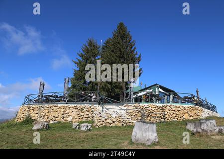 Amfiteatrul (Amphitheater) Restaurant, Moieciu de Sus, Făgărăş-Gebirge, Südkarpaten, Komitat Braşov, Siebenbürgen, Rumänien, Europa Stockfoto