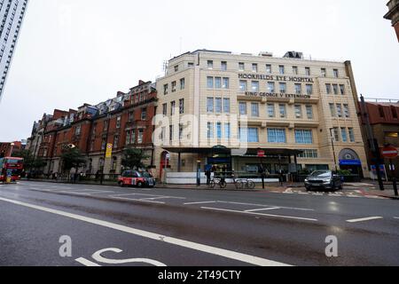 Moorfields Eye Hospital, ein spezialisiertes Augenkrankenhaus des National Health Service (NHS) in Finsbury im London Borough of Islington in London, England Stockfoto