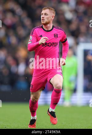 Brighton und Hove, Großbritannien. Oktober 2023. Harrison Reed of Fulham während des Premier League-Spiels im AMEX Stadium, Brighton und Hove. Der Bildnachweis sollte lauten: Paul Terry/Sportimage Credit: Sportimage Ltd/Alamy Live News Stockfoto