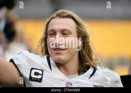 Pittsburgh, Pennsylvania, USA. Oktober 2023. 29. Oktober 2023: Trevor Lawrence #16 beim Spiel Pittsburgh Steelers vs Jacksonville Jaguars in Pittsburgh PA im Acrisure Stadium. Brook Ward/AMG (Credit Image: © AMG/AMG Via ZUMA Press Wire) NUR REDAKTIONELLE VERWENDUNG! Nicht für kommerzielle ZWECKE! Quelle: ZUMA Press, Inc./Alamy Live News Stockfoto