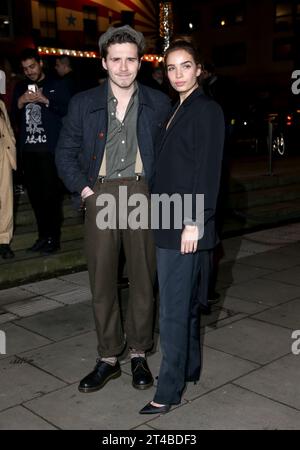 London, Großbritannien. Februar 2019. Brooklyn Beckham und Hana Cross besuchen die Fabulous Fund Fair im Roundhouse in London, England. (Foto: Fred Duval/SOPA Images/SIPA USA) Credit: SIPA USA/Alamy Live News Stockfoto