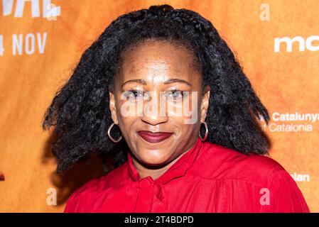 London, Großbritannien. Oktober 2023. Clare Perkins nimmt an der Weltpremiere von Embers beim 31. Raindance Film Festival in Curzon Soho in London Teil. (Foto: Loredana Sangiuliano/SOPA Images/SIPA USA) Credit: SIPA USA/Alamy Live News Stockfoto