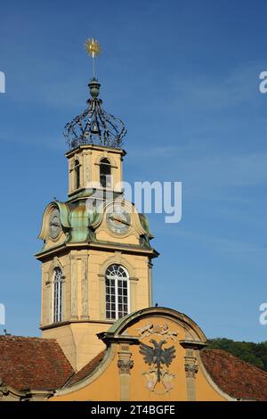 Turm des 1735 erbauten barocken Rathauses, Krone, Turm, Doppeladler, Stadtwappen, Marktplatz, Schwäbischer Saal, Franken Stockfoto