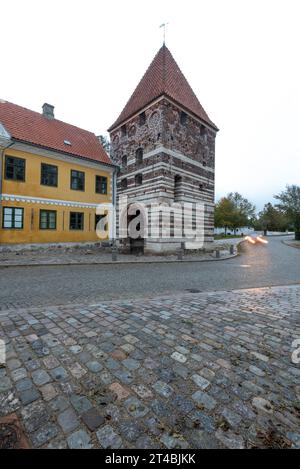 Historisches Stadttor Molleporten, eines von nur zwei erhaltenen Stadttoren in Dänemark, Stege, Moen Island, Dänemark Stockfoto