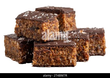 Feigen- und Schokoladenkekse. Frische Feigenkekse isoliert auf weißem Hintergrund. Stockfoto