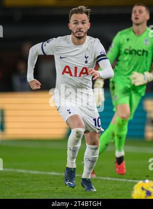 London, Großbritannien. Oktober 2023 - Crystal Palace gegen Tottenham Hotspur - Premier League - Selhurst Park. Tottenhams James Maddison in Aktion. Bildnachweis: Mark Pain / Alamy Live News Stockfoto
