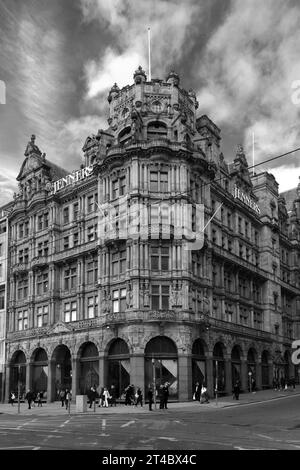 Das Kaufhaus Jenners, Princes Street, Edinburgh, Schottland, Großbritannien Stockfoto