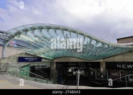 Außenansicht des Waverley Market Building, Edinburgh City, Schottland, Großbritannien Stockfoto