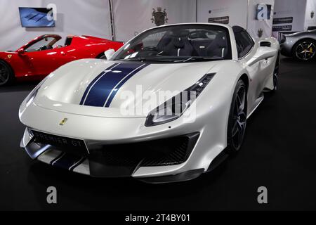 Three-quarters front view of a White, 2020, Ferrari 488 Pista Spyder, on the Premier GT Stand, at the 2023 British Motor Show, Farnborough Stockfoto
