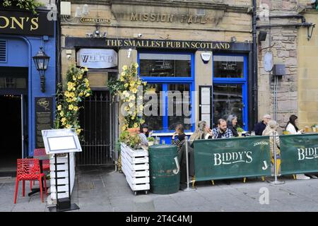 The Wee Pub - der kleinste Pub in Schottland, The Grassmarket, Edinburgh City, Schottland, Großbritannien Stockfoto